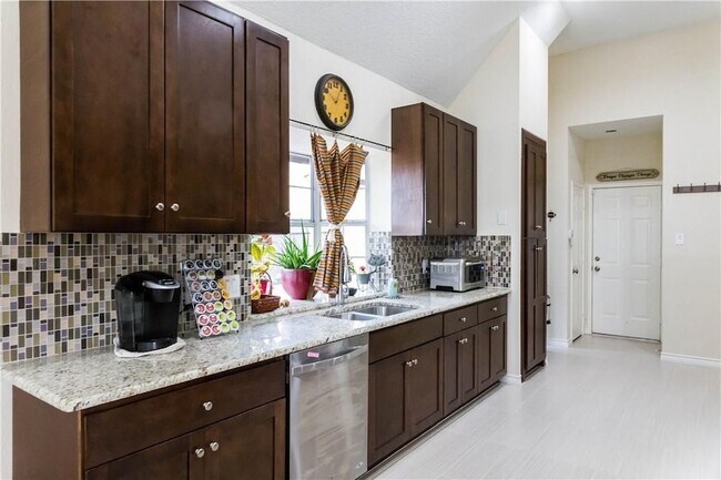 Building Photo - 6103 Crystalwood Ct