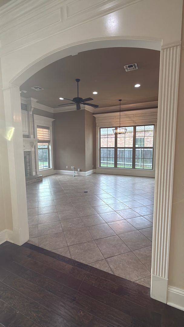 Building Photo - Rental Property in Twelve Oaks