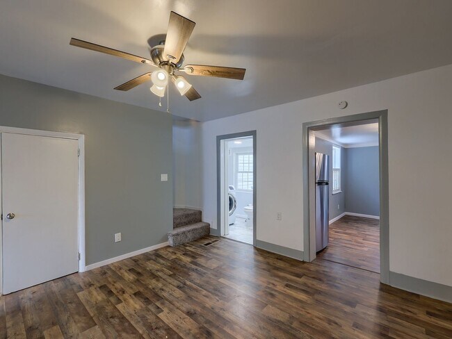 Building Photo - Newly Renovated Single Family Home in Midtown