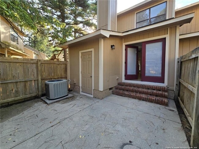 Building Photo - 1192 Windham Ct