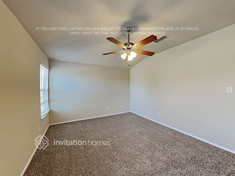 Building Photo - 2517 Buffalo Run