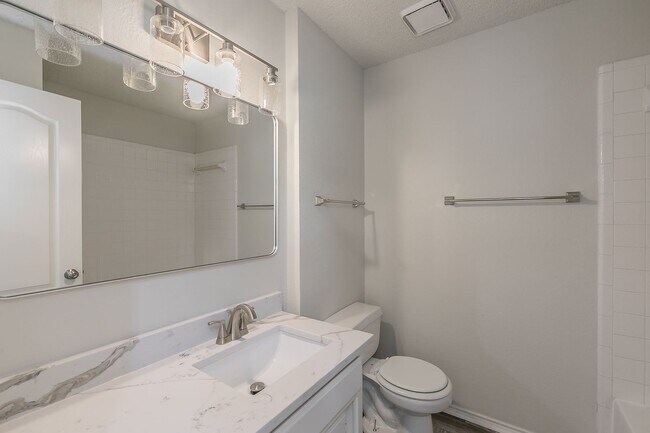 Building Photo - Coming Soon! 2 Story, 3 Bedroom Home in Be...