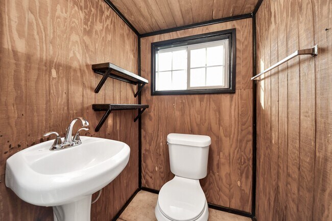 Building Photo - 7826 Maverick Trace Ln