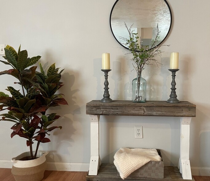 Building Photo - 1206 17th St