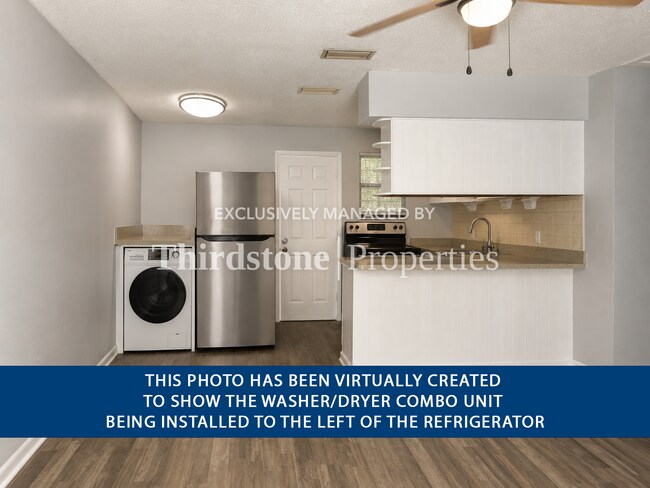 Building Photo - 1160 Comanche St