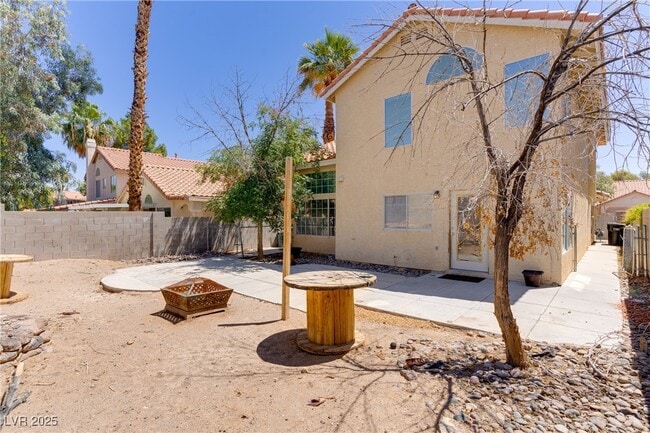 Building Photo - 313 Tuscany Ct