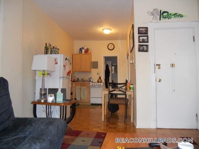 Building Photo - 40 Anderson St