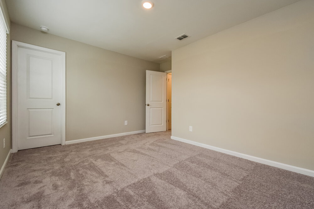 Building Photo - 526 Knightsbridge Ln