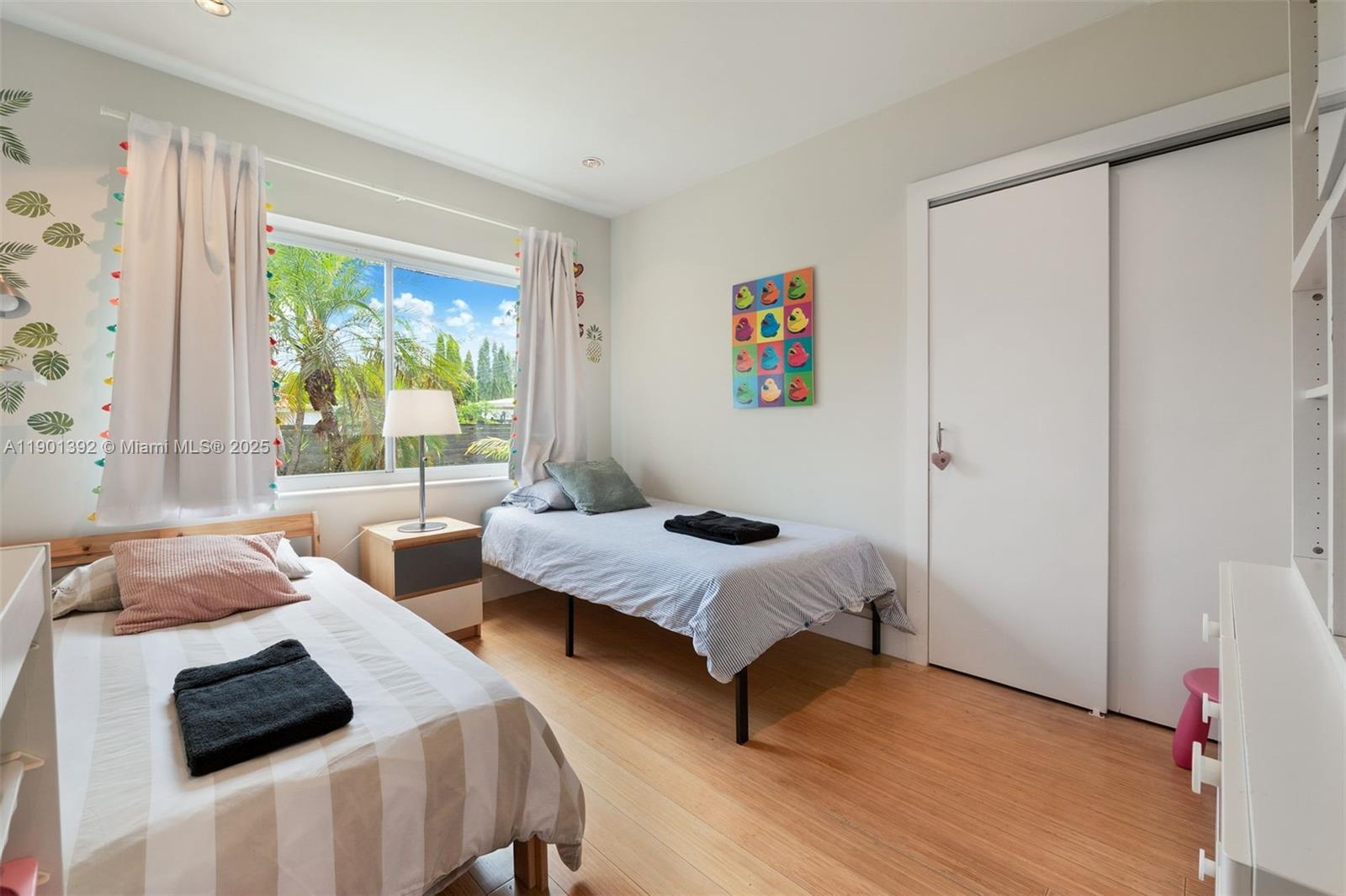 Building Photo - 5800 SW 50th Ter