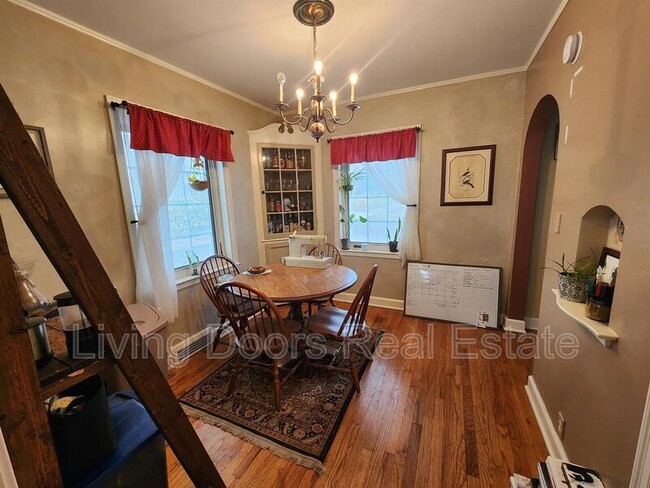 Building Photo - 2551 Worthington Ave