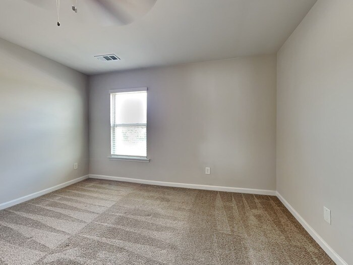 Building Photo - 75 Blue Fescue Way