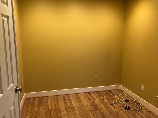 Building Photo - When Space, Luxury and Location matter!