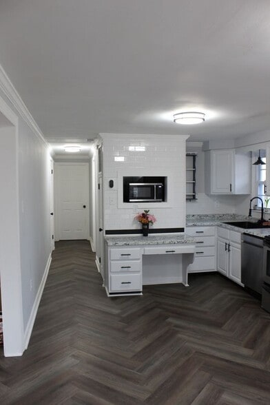 Building Photo - 9033 Rapidan Dr