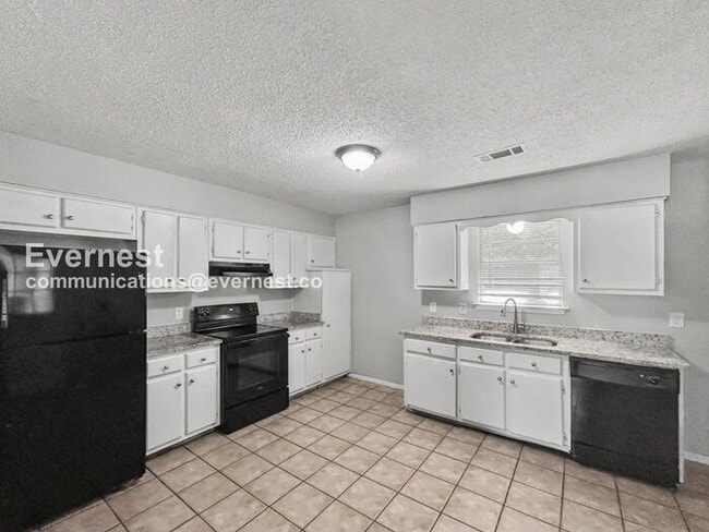 Building Photo - 3465 Cherry Cove W