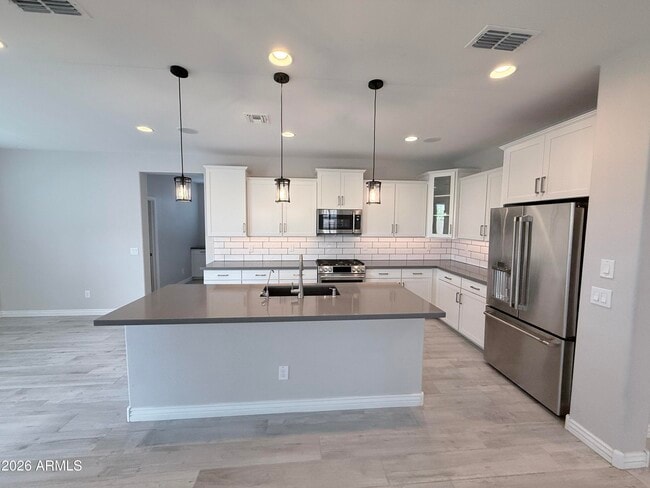 Building Photo - 25509 N 140th Dr