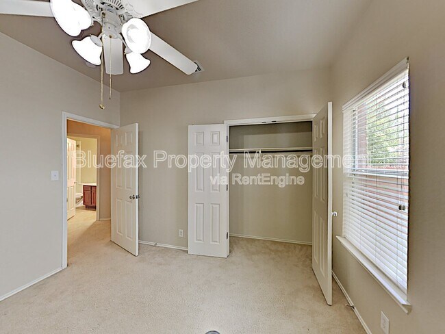 Building Photo - 3619 Sweet Olive