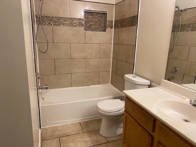 Master Bathroom - 8309 Cloud St