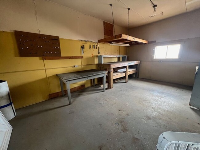 Building Photo - 7719 US-277