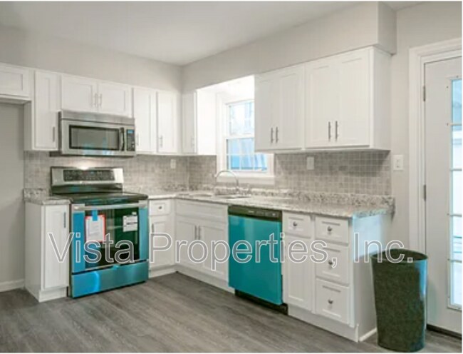 Building Photo - 5406 Chestnutwood Way