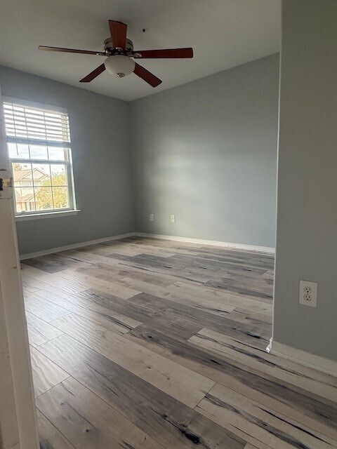 Building Photo - 2430 Glenholly Park Dr