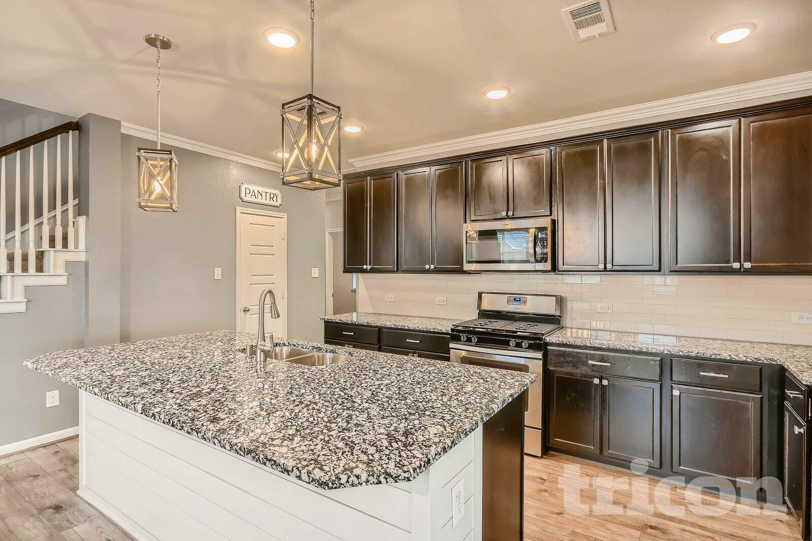 Building Photo - 1592 Sugarberry Dr
