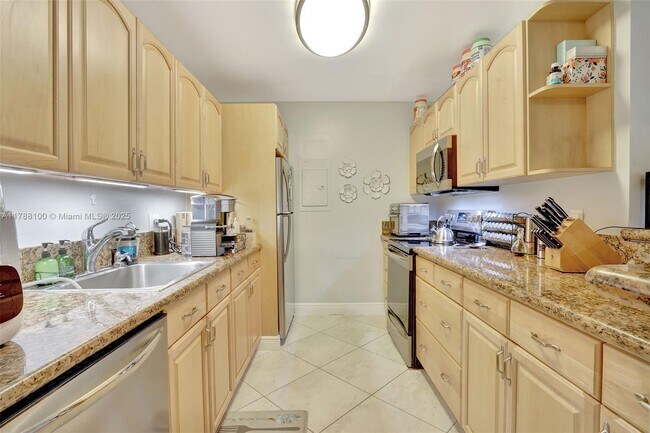 Building Photo - 7935 SW 86th St