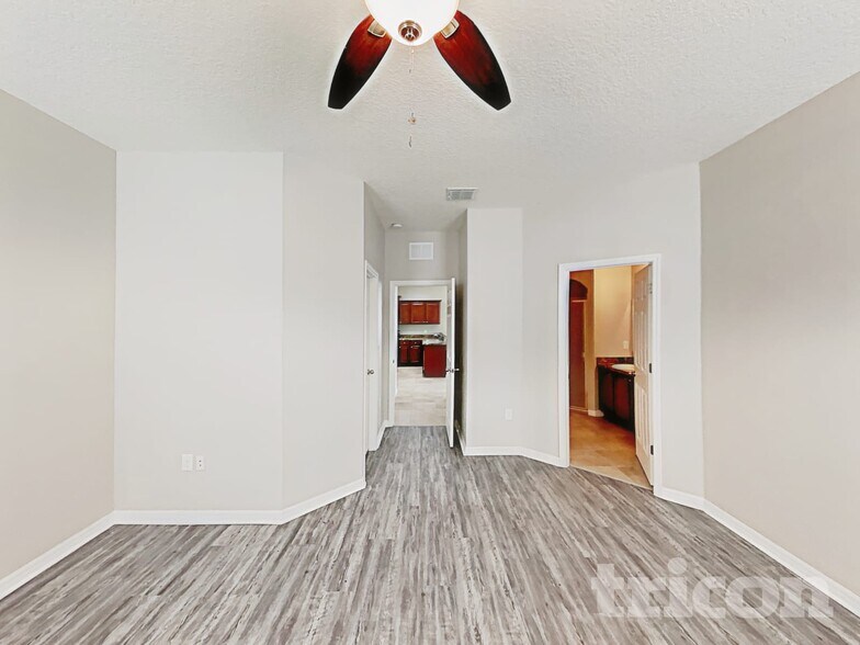Building Photo - 226 Blackstone Creek Rd