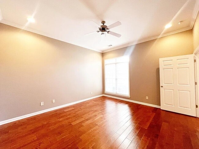 Building Photo - 107 Olde Towne Dr