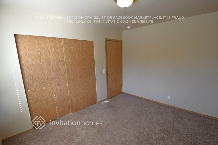Building Photo - 126 Forest Ct