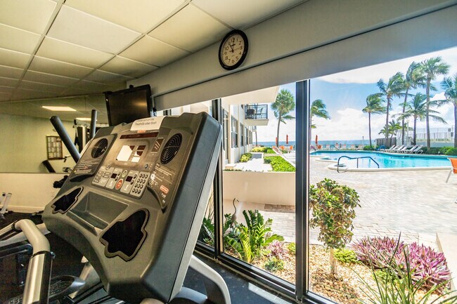 Building Photo - 3800 Galt Ocean Dr