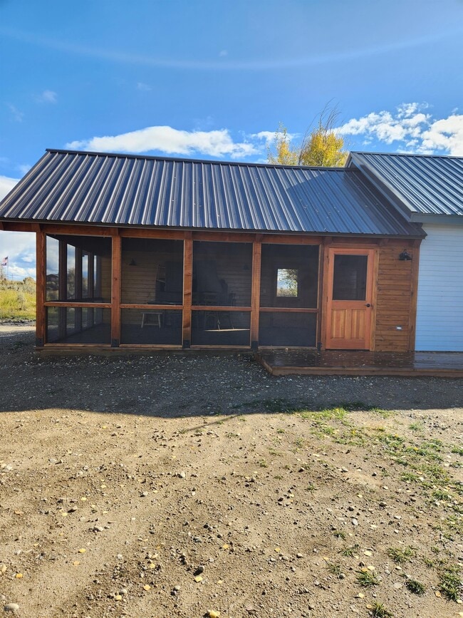 Building Photo - 88 Paradise Rd