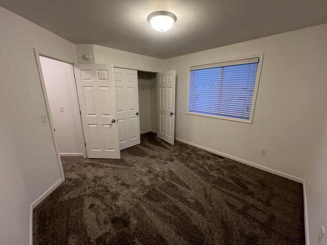 Building Photo - 5878 36th St S