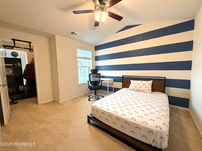 Building Photo - 6 Wisteria Ct
