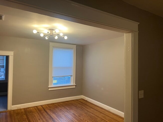 Building Photo - 74X Melville Ave