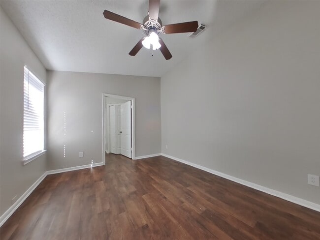 Building Photo - 3155 Boynton Dr