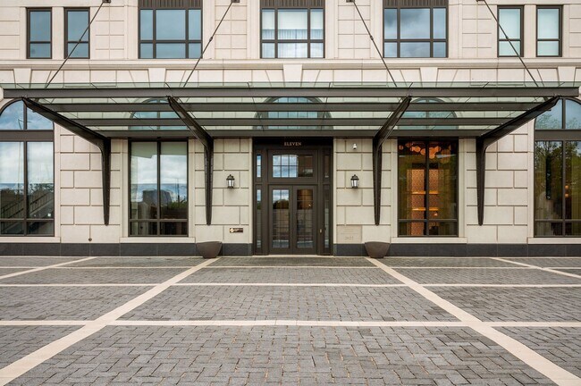 Building Photo - 1111 W River Pkwy