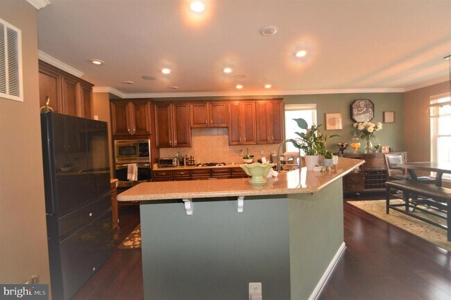 Building Photo - 25218 Justice Dr