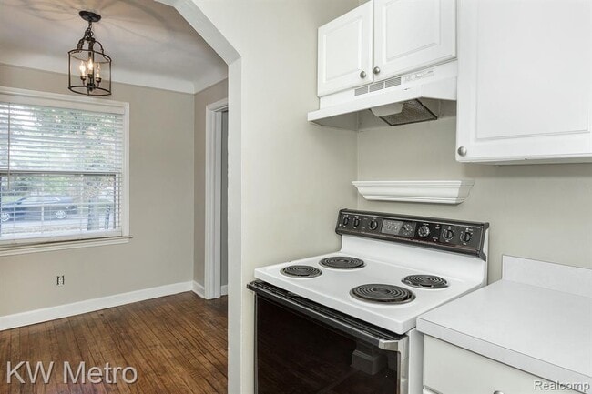 Building Photo - 1907 N Connecticut Ave