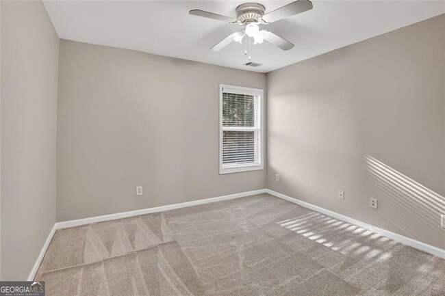 Building Photo - 1656 Granville Ct