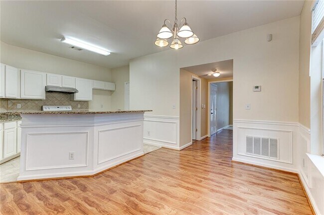 Building Photo - 4028 Oak Glenn Dr