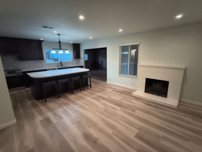 Building Photo - MUST SEE!!!!! Beautifully Remodeled Home in North Livermore!!!