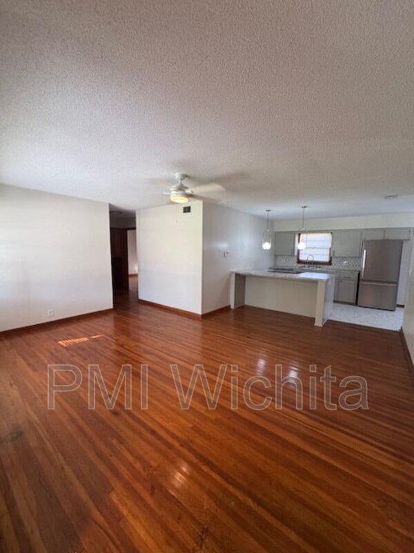 Building Photo - 3315 S Hiram St