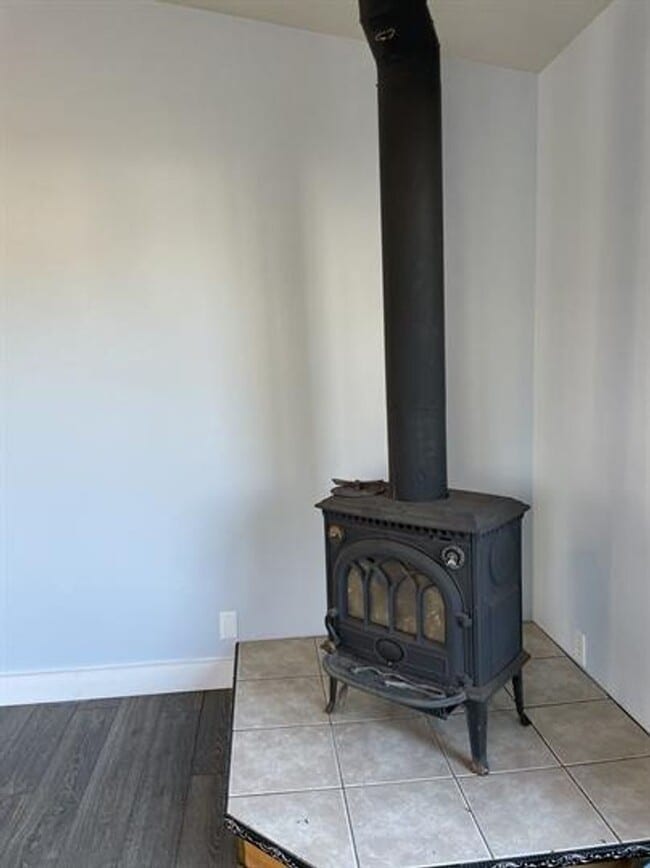 Building Photo - McKinleyville house