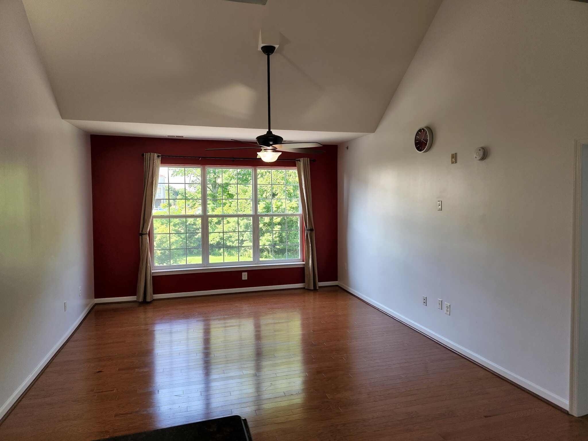 Building Photo - 6301 Lydia Hollow Dr