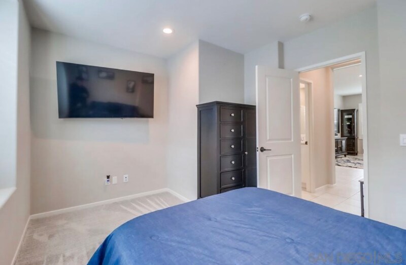 Building Photo - 1311 Camino Avalon