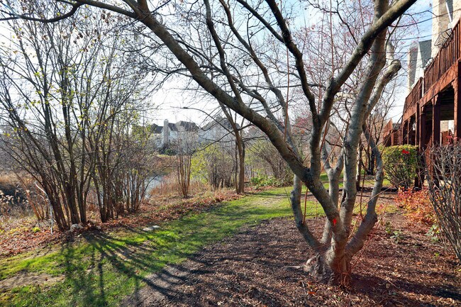 Building Photo - 21911 W Tori Ln