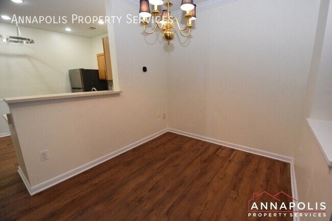 Building Photo - 8725 Spring Brook Way