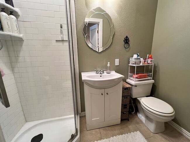 Building Photo - 37 Lafayette Pl