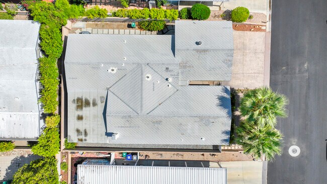 Building Photo - 74647 Azurite Cir E