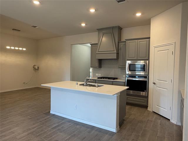 Building Photo - 3955 Sidney Ln